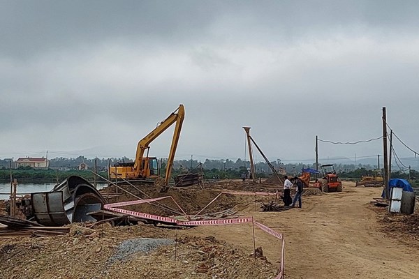 Xóa bỏ chia cắt vùng cồn bãi sông Gianh - Anh 2