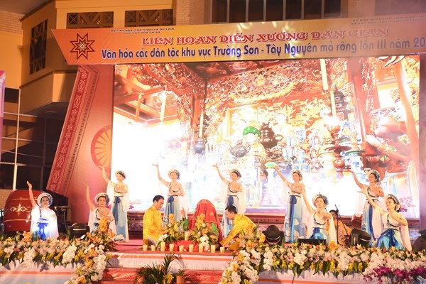 Liên hoan Diễn xướng dân gian văn hóa các dân tộc khu vực Trường Sơn – Tây Nguyên mở rộng lần thứ III: Nơi gặp gỡ của những sắc màu văn hóa - Anh 3