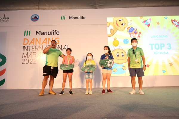 Ấn tượng với đường đua Marathon Quốc tế - Anh 3
