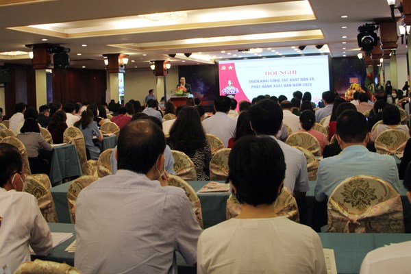 Người làm xuất bản phải đổi mới tư duy, bắt nhịp thời cuộc - Anh 1