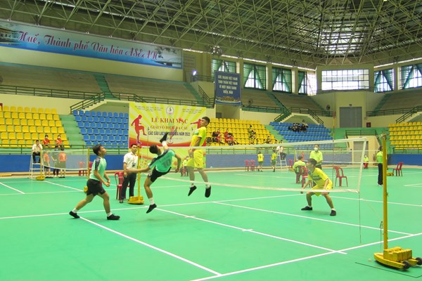 Gần 200 VĐV tranh tài Giải vô địch Đá cầu các Câu lạc bộ quốc gia năm 2022 - Anh 1