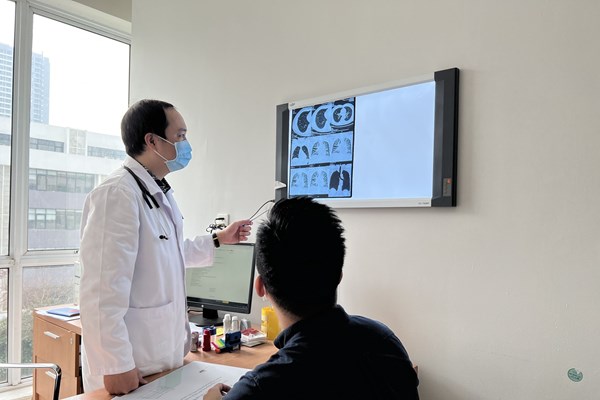 Rối loạn hệ miễn dịch: Hậu quả khôn lường do Covid-19 gây ra - Anh 2
