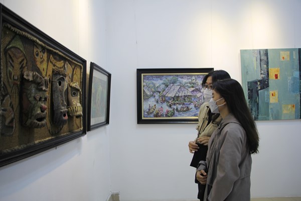 Khai mạc triển lãm mỹ thuật 