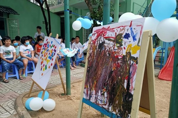 Chung tay hành động vì trẻ em tự kỷ - Anh 2