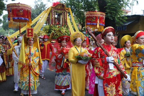 Sắc màu văn hóa tại Lễ hội Điện Huệ Nam - Anh 2