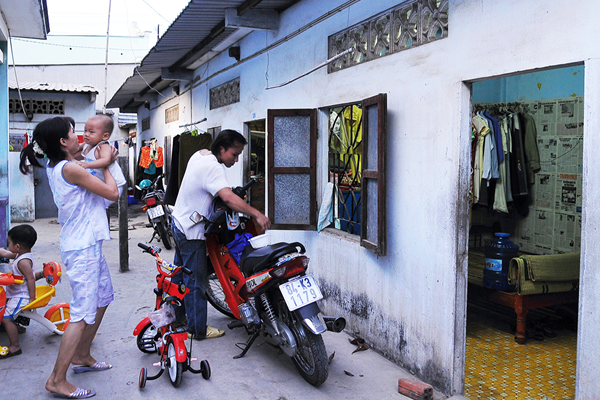 Hỗ trợ tiền thuê nhà cho người lao động làm sao thật minh bạch - Anh 1