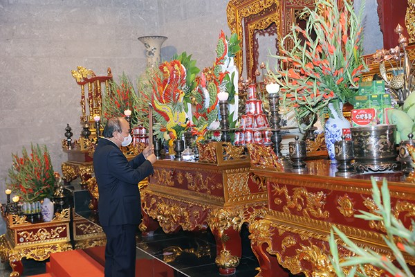 Chủ tịch nước: Đền thờ Vua Hùng tại vùng đất phương Nam là điểm kết nối linh thiêng mạch nguồn Nam - Bắc - Anh 2