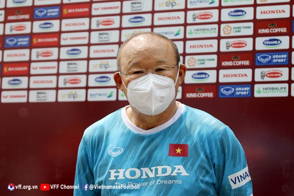 HLV Park Hang-seo nêu quan điểm về cách chọn nhân sự đá SEA Games 31 - Anh 1