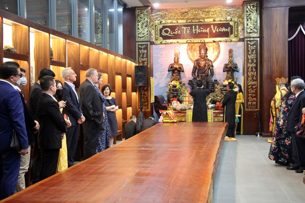 Lễ dâng hương Quốc Tổ Vua Hùng “Hào khí Văn Lang” - Anh 5