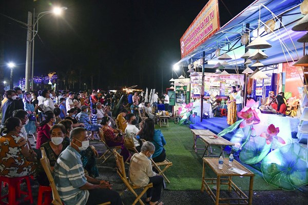 Lắng đọng, thăng hoa cùng nghệ thuật Đờn ca tài tử - Anh 2