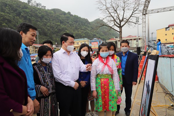 Triển lãm tranh, ảnh “ Cực bắc Hà Giang và Biển đảo Việt Nam” - Anh 2