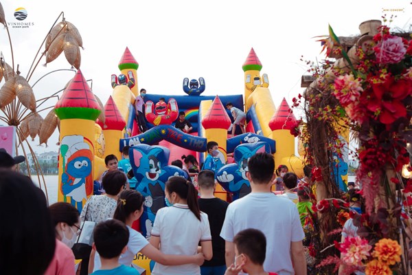 Không cần du lịch xa, đây mới là địa điểm được nhiều người Hà Nội lựa chọn trong dịp nghỉ lễ - Anh 9