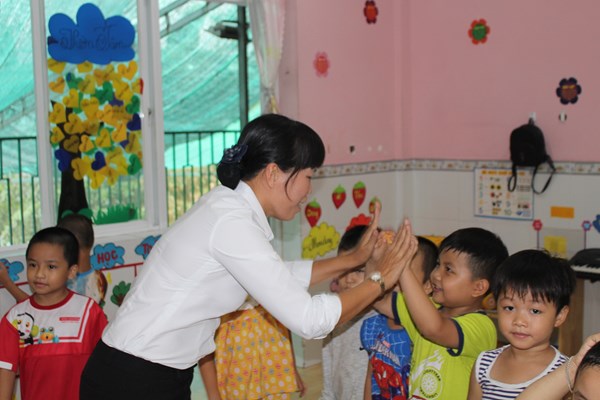 Cô Lành mở sân chơi miễn phí - Anh 1