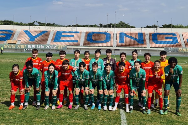 SEA Games 31: Tuyển nữ Việt Nam đá tập huấn ấn tượng ở Hàn Quốc - Anh 1