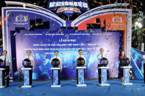 Khai mạc Ngày sách và Văn hóa đọc Việt Nam lần I - năm 2022 tại TP.HCM - Anh 1