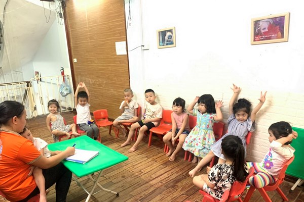 Trường mầm non tư thục cầm cự hoạt động vì giáo viên bỏ nghề - Anh 1