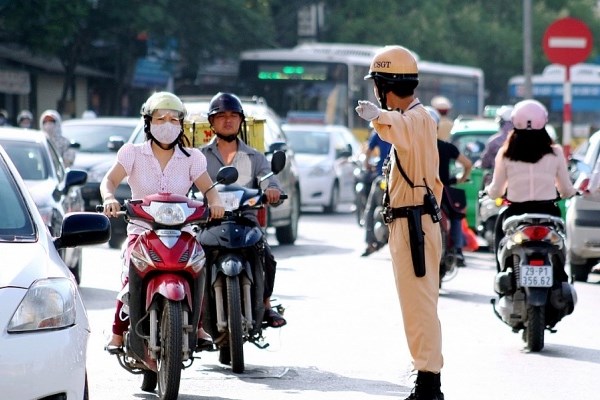 Bảo đảm trật tự, an toàn giao thông dịp nghỉ Lễ 30.4 và 1.5 - Anh 1