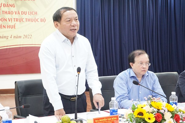 Thay đổi tư duy, đổi mới trong tuyển sinh và đào tạo - Anh 1