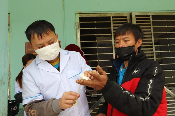 Đồng bào vùng cao biên giới hứng khởi tham gia Đại hội Thể dục -Thể thao - Anh 5