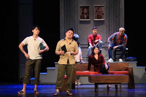 Lại thổn thức cùng…  Lưu Quang Vũ - Anh 1