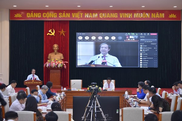 Khơi dậy khát vọng cống hiến cho thanh niên, thiếu niên, nhi đồng - Anh 2