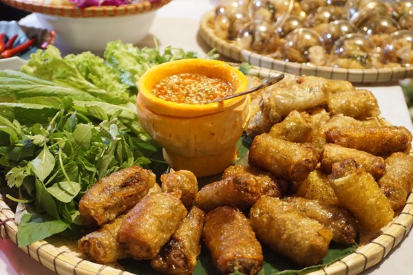 Nhiều món ăn độc đáo tại Ngày hội 