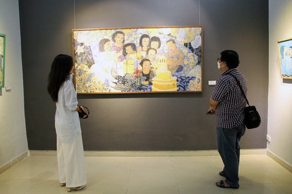 Thông điệp gia đình qua tranh, tượng của nữ nghệ sĩ 9X - Anh 1