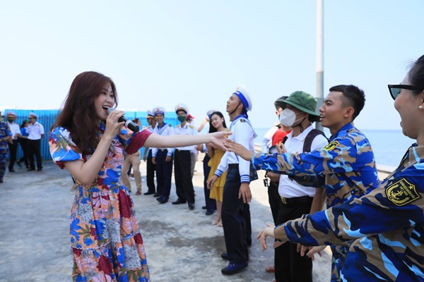 Đưa Xẩm đến với Trường Sa - Anh 1