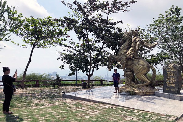 Về tượng Hưng Đạo Vương Trần Quốc Tuấn tại Khu du lịch Hồ Mây: Không có phép xây dựng mỹ thuật, nhưng không thể xử phạt - Anh 2