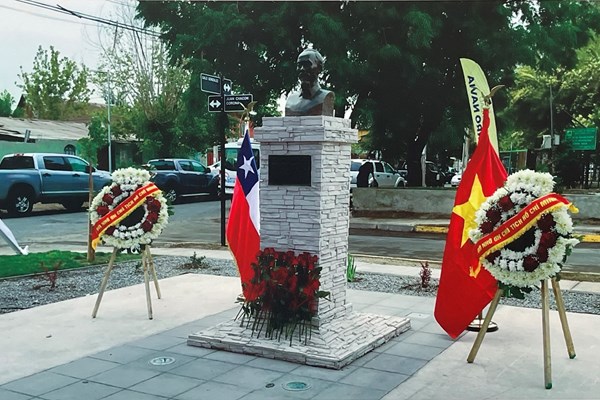 Dấu ấn Người trên khắp năm châu - Anh 3
