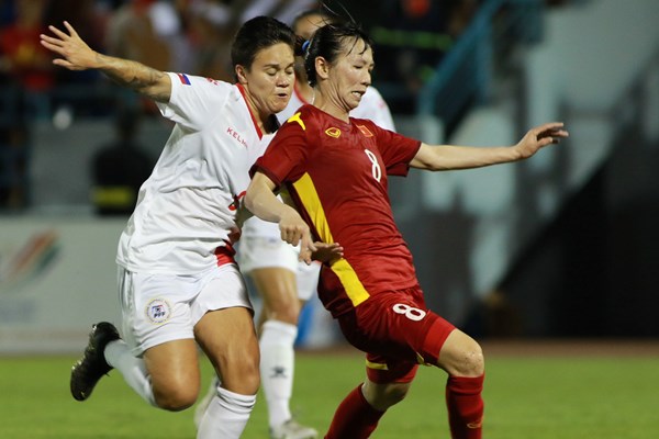 Thắng đội bóng dự World Cup, tuyển nữ Việt Nam chắc suất vào bán kết - Anh 1