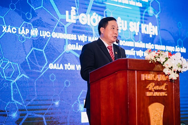 Áo dài quảng bá du lịch - Anh 2