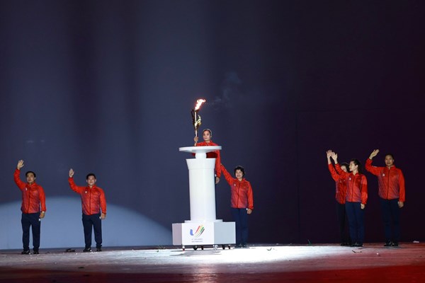 Khai mac SEA Games 31: Cung Dong Nam A toa sang! - Anh 15