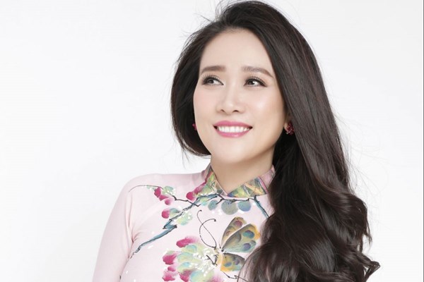 Chương trình nghệ thuật Bác Hồ một tình yêu bao la: Những giai điệu trào dâng cảm xúc - Anh 1