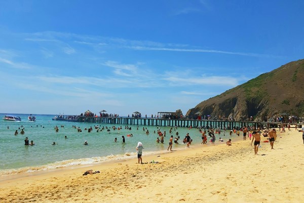 Hướng tới thương hiệu du lịch Bình Định “An toàn - Thân thiện - Hấp dẫn” - Anh 1