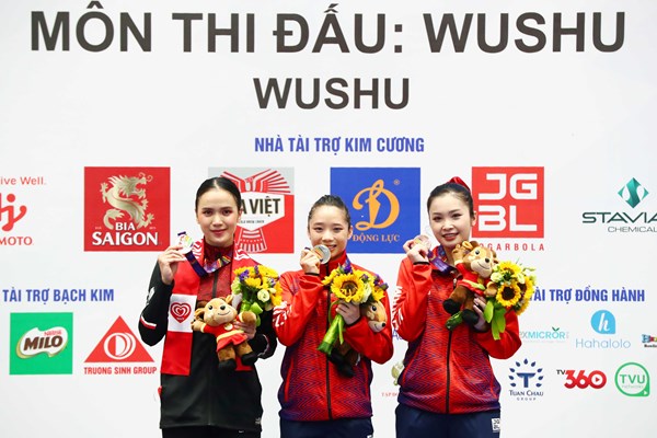 SEA Games 31: Nhung khoanh khac an tuong tai nha thi dau Cau Giay - Anh 6