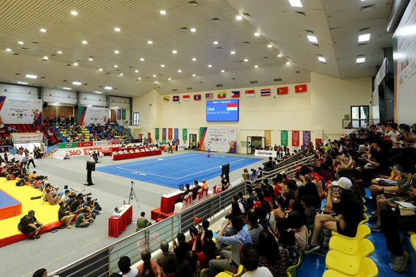 SEA Games 31: Nhung khoanh khac an tuong tai nha thi dau Cau Giay - Anh 11