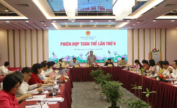 Xây dựng, phát triển gia đình Việt Nam là gia đình tiến bộ, ấm no, hạnh phúc - Anh 1