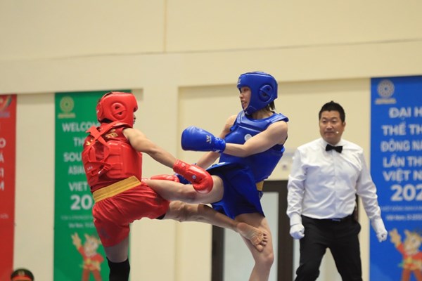 “Cơn mưa vàng” từ Wushu - Anh 1