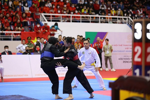Pencak Silat có 2 HCV đầu tiên ở nội dung đối kháng - Anh 1