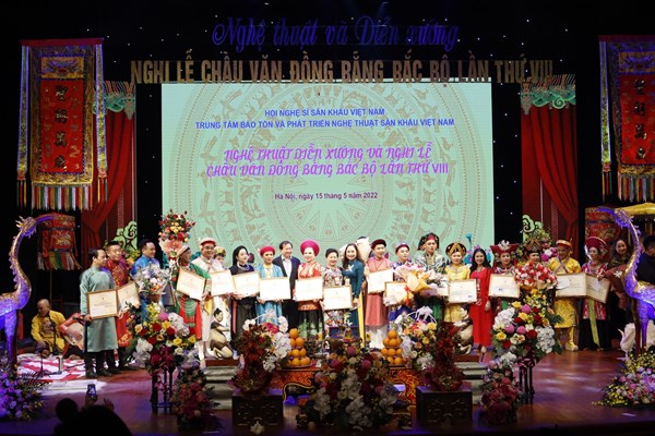 Chương trình Nghệ thuật và Diễn xướng Nghi lễ  Chầu văn đồng bằng Bắc Bộ lần thứ VIII - Anh 2