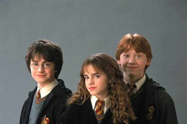 Ba phần phim Harry Potter trở lại màn ảnh rộng Việt - Anh 2