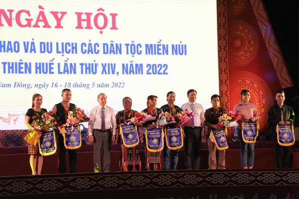 Khai mạc Ngày hội văn hóa, thể thao và du lịch các dân tộc miền núi tỉnh Thừa Thiên Huế - Anh 1