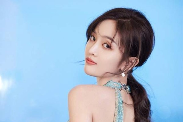 Sao nữ “chung tay” đối đầu với vấn nạn miệt thị ngoại hình - Anh 2