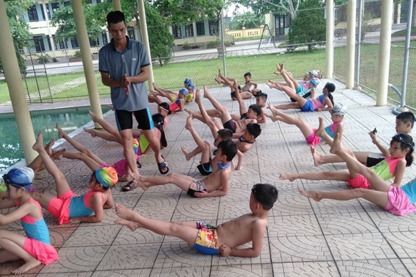 Chưa nghỉ hè đã báo động nạn đuối nước - Anh 2