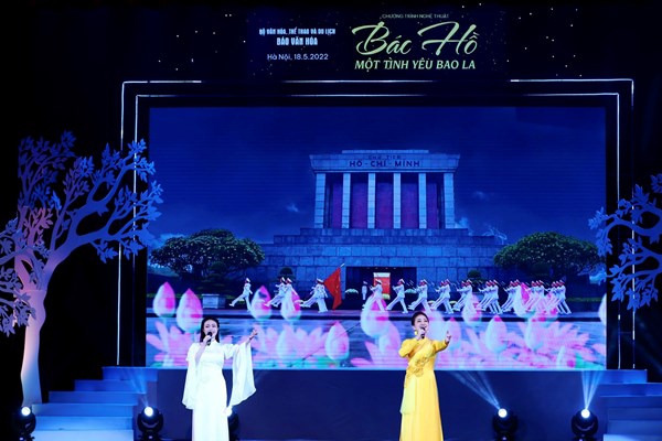 Chương trình nghệ thuật “Bác Hồ một tình yêu bao la”: Hát về Người, tình yêu thiết tha nhất... - Anh 5