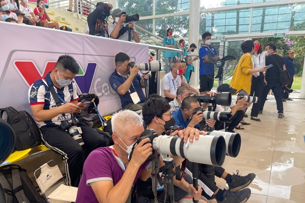 Phóng viên quốc tế ấn tượng với công tác tổ chức SEA Games 31 - Anh 3