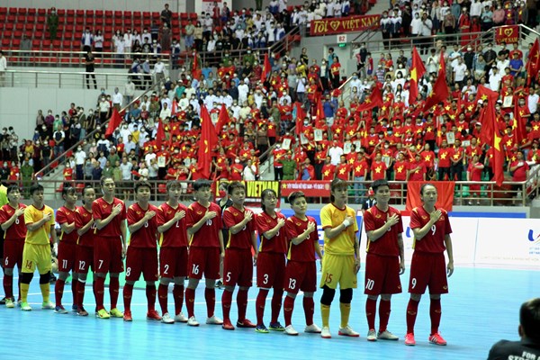 Tuyển Futsat nữ Việt Nam giành HCB SEA Games 31 - Anh 1