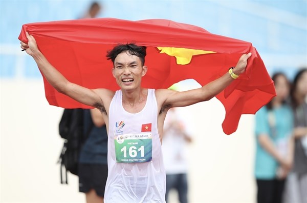 Điền kinh, đấu vật đại thắng - Anh 1
