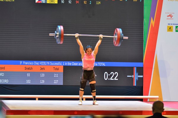 Liên tục phá kỷ lục SEA Games ở hạng 55kg nữ môn Cử tạ - Anh 3